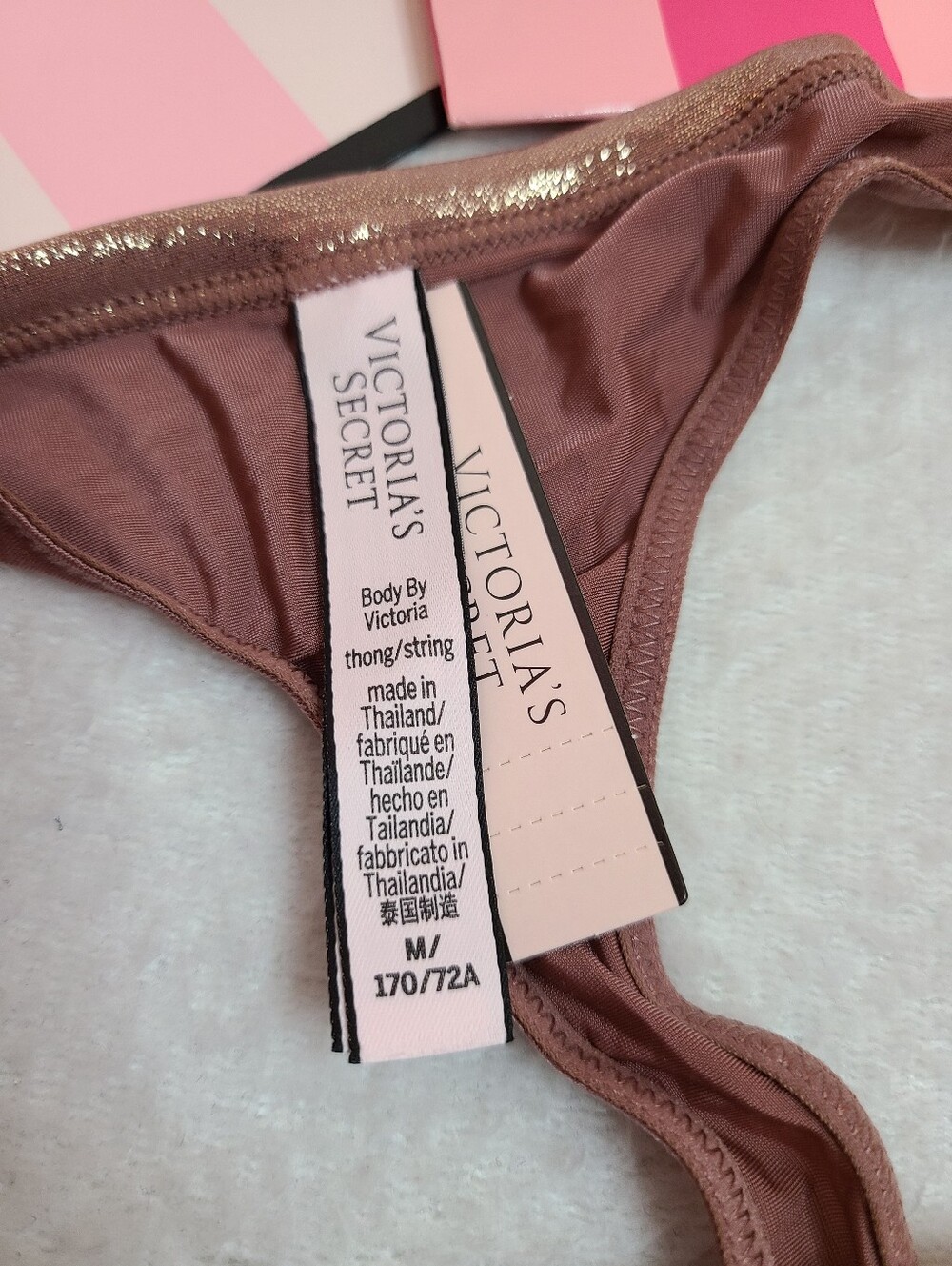 Retired VS Body By Victoria Silky Wet Look Shimmer Nylon Thong Panty Size M - Picture 4 of 5